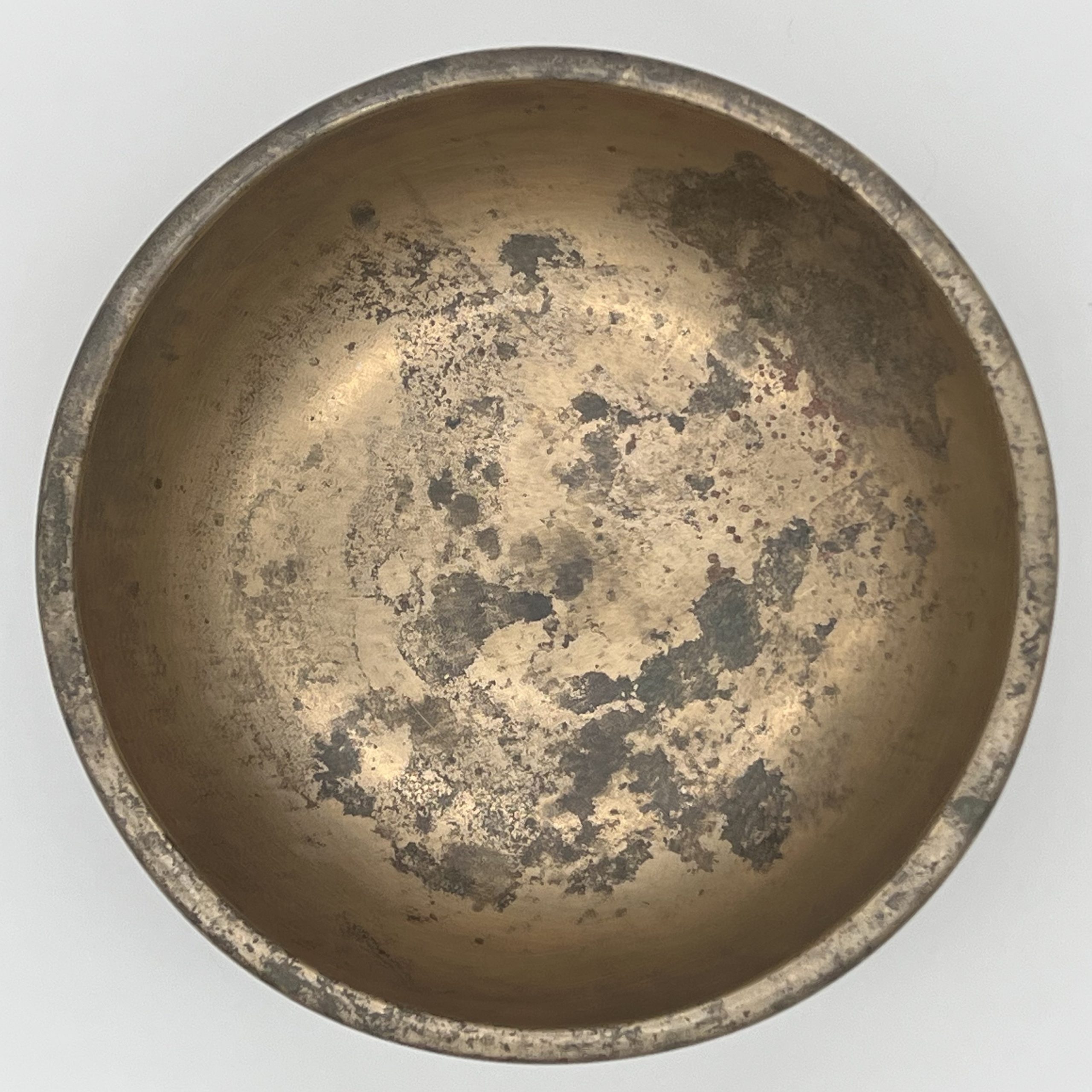 Antique Thadobati Singing Bowl - Image 2