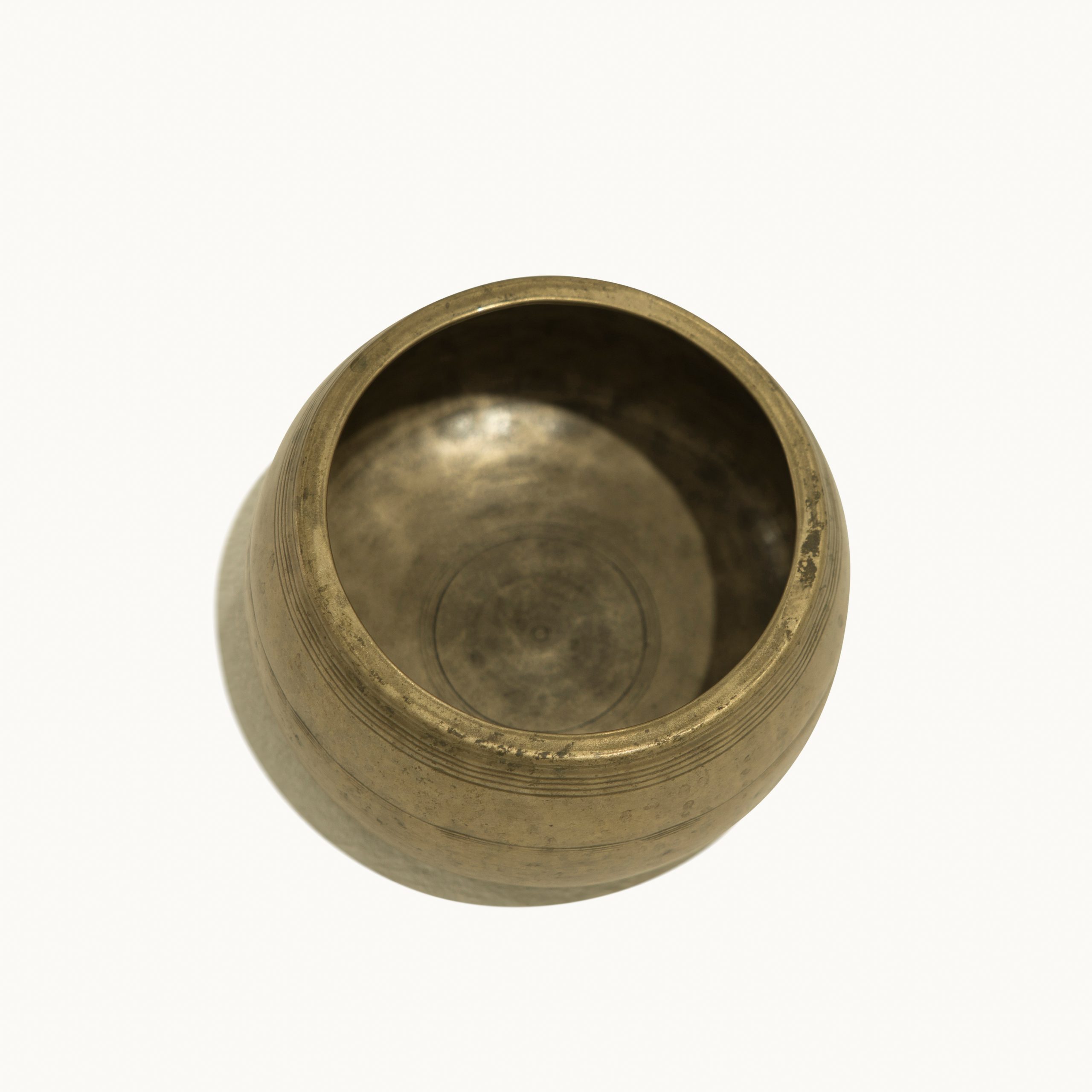 Antique Mani Singing Bowl - Image 2